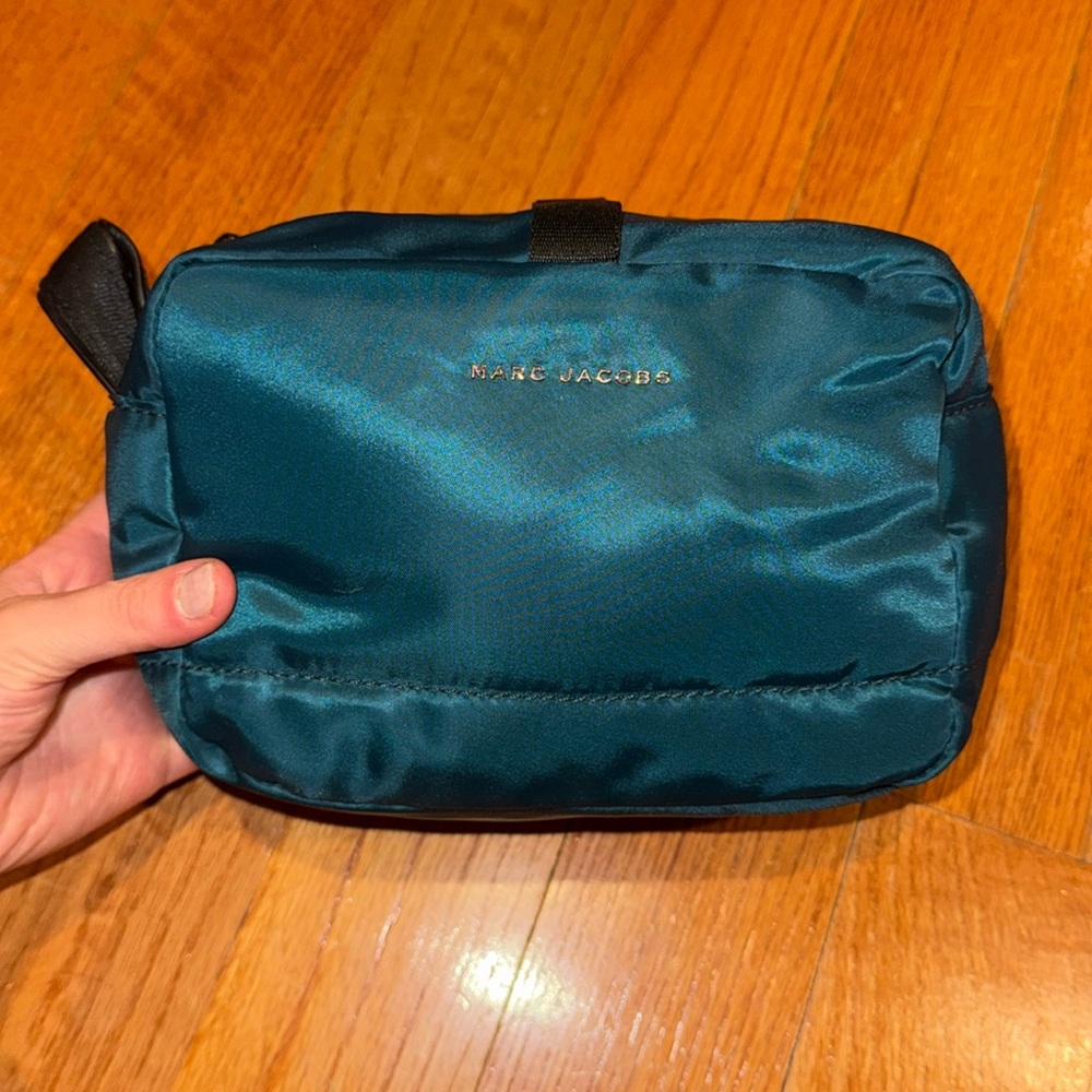 NWT Marc Jacobs make up cosmetic case